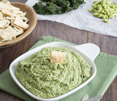 Spinach Edamame Garlic Hummus