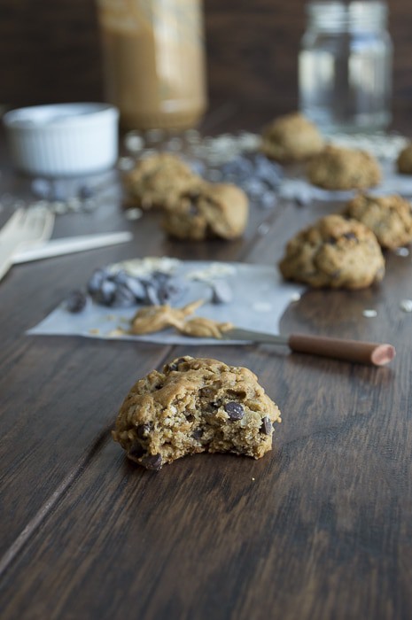 Baked Oatmeal Chocolate Chip Peanut Butter Balls