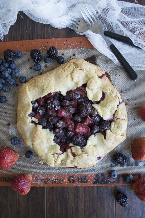 Out of the Pan Triple Berry Pie | thefirstyearblog.com
