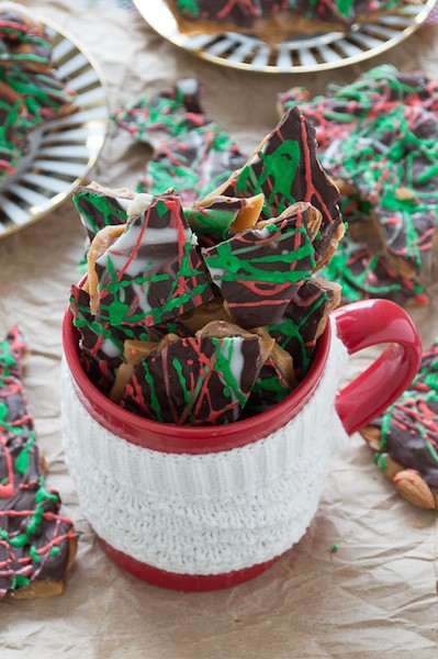 Easy-Christmas-Toffee-4