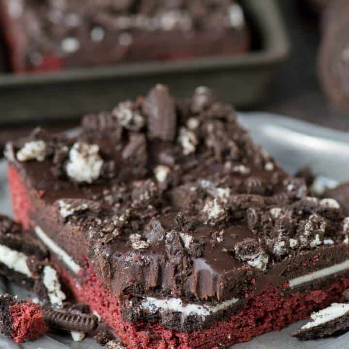 Red Velvet Oreo Bars