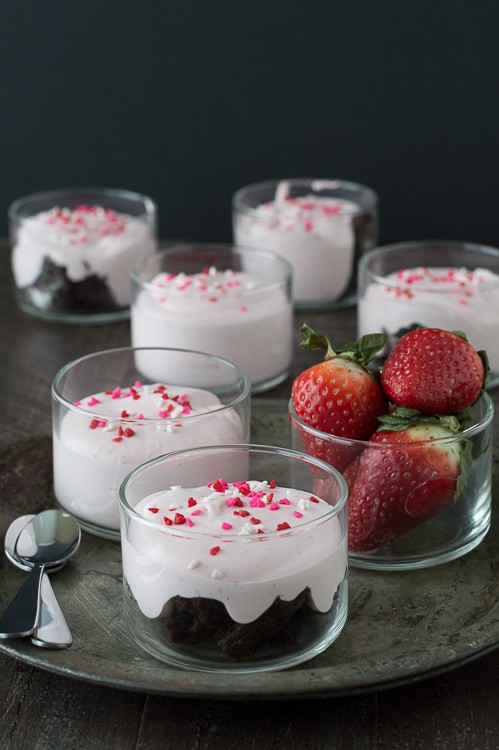 Easy Strawberry Mousse - you only need 4 ingredients to make fresh strawberry mousse! A perfect recipe for Valentine’s Day.