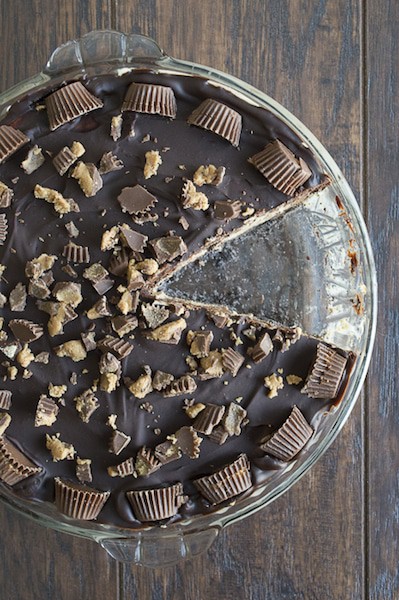 Peanut-Butter-Cup-Chocolate-Pie-10