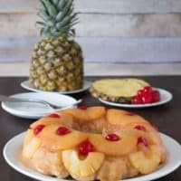 Pineapple Upside Down Monkey Bread - the classic flavors from pineapple upside down cake turned into monkey bread!