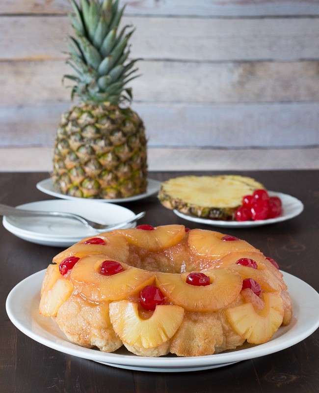 Pineapple Upside Down Monkey Bread - the classic flavors from pineapple upside down cake turned into monkey bread! 