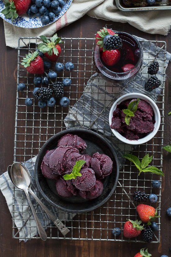 Make this sorbet using your favorite berries and sweet red wine! With under 5 ingredients, you’ll have sangria sorbet in no time! 