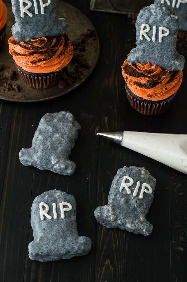 These fun halloween tombstone cupcakes are made with chocolate cupcakes and rice krispie treats that are made to look like tombstones! 