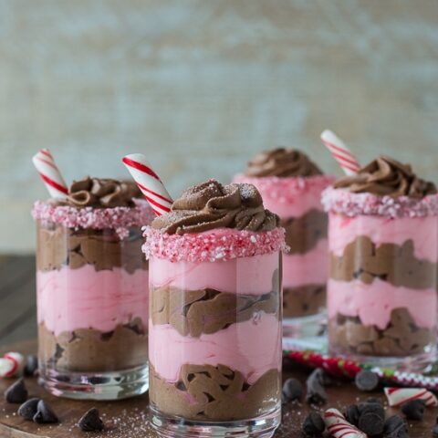 Layered chocolate peppermint mousse in dessert jars! This is the best mousse and it’s eggless!