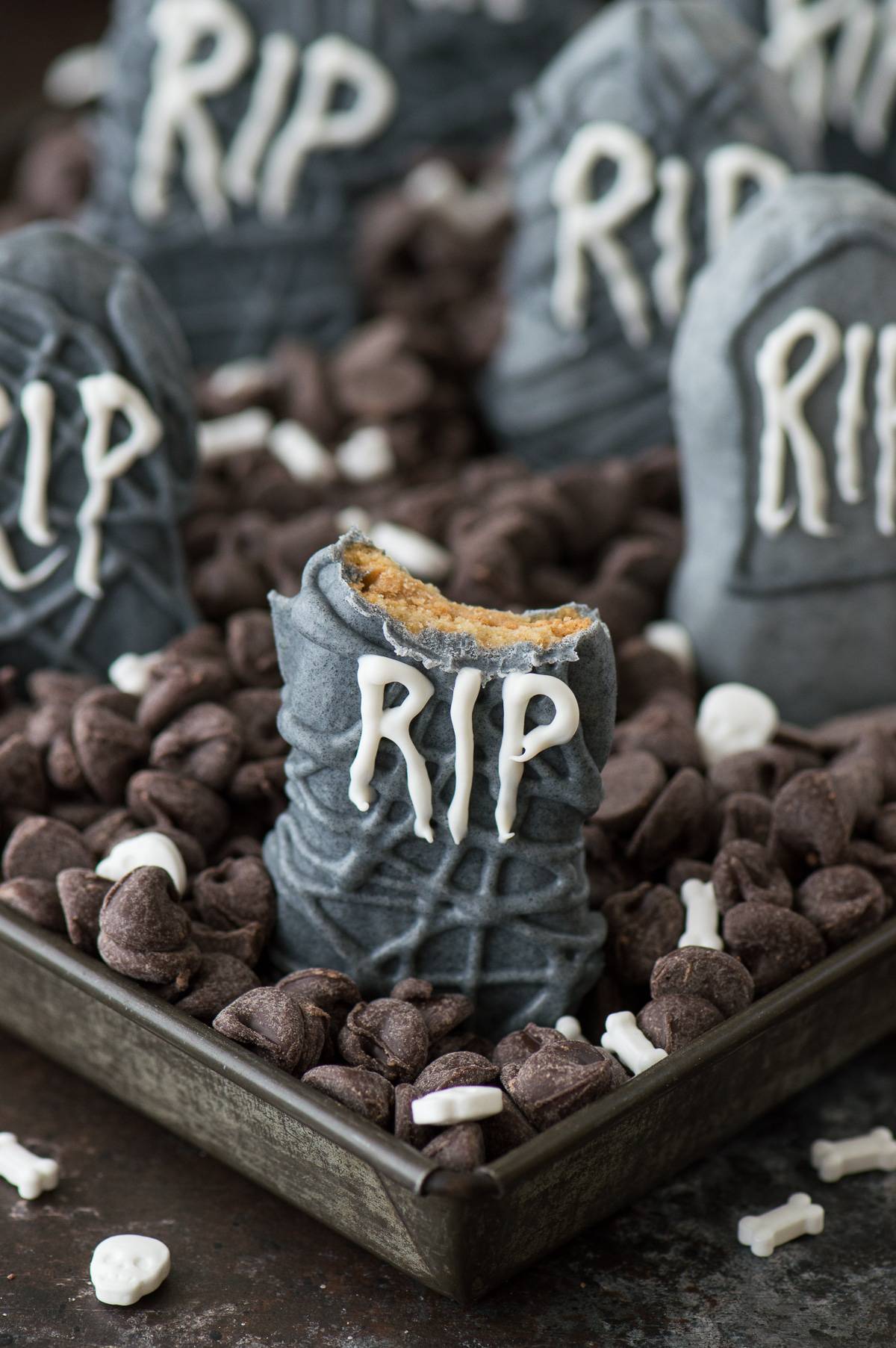 An easy halloween treat - Nutter Butter Tombstones! With a simple idea of how to display them in a graveyard!