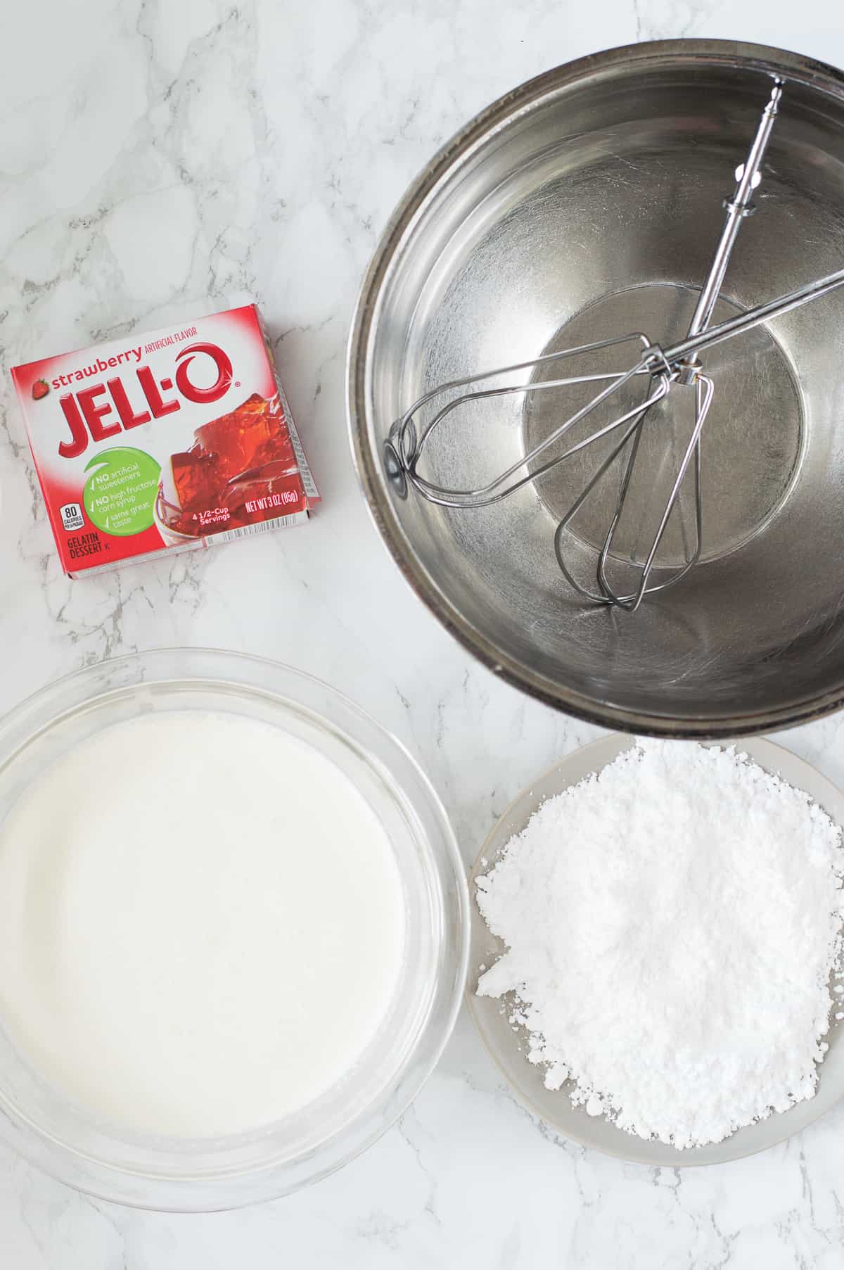 ingredients to make strawberry whipped cream