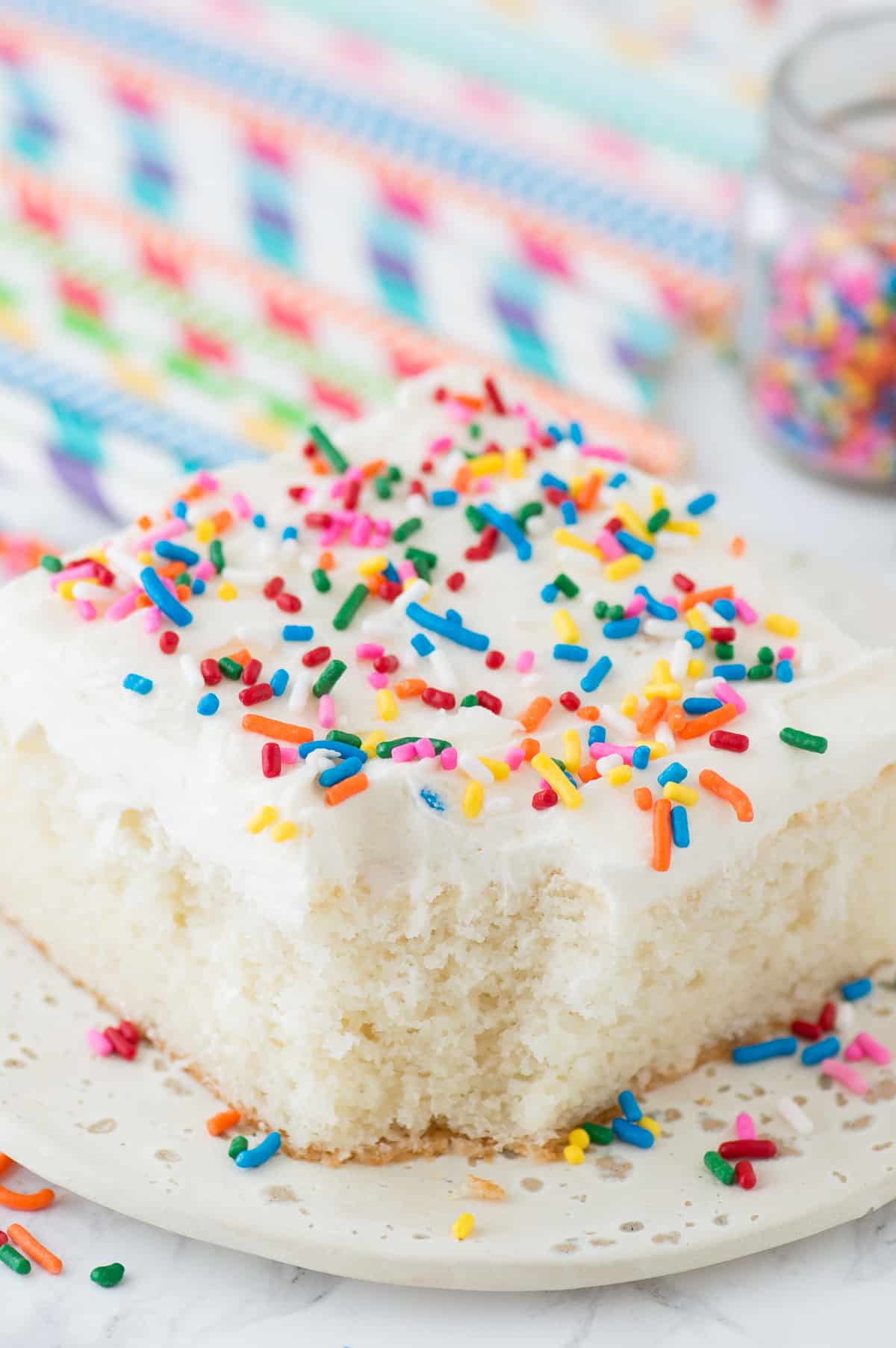 Easy White Cake From Box Doctoring Up A Cake Mix