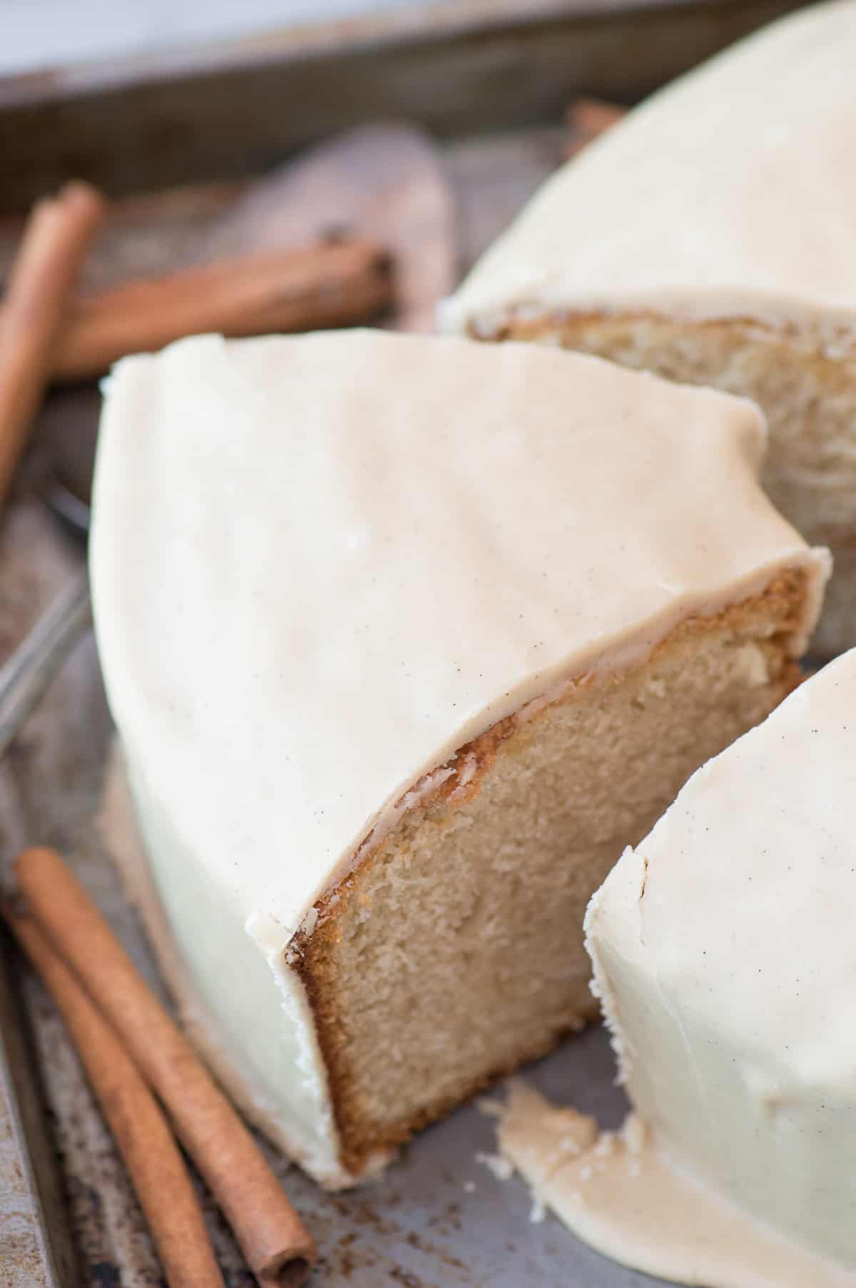 Brown Sugar Pound Cake | Family favorite pound cake!