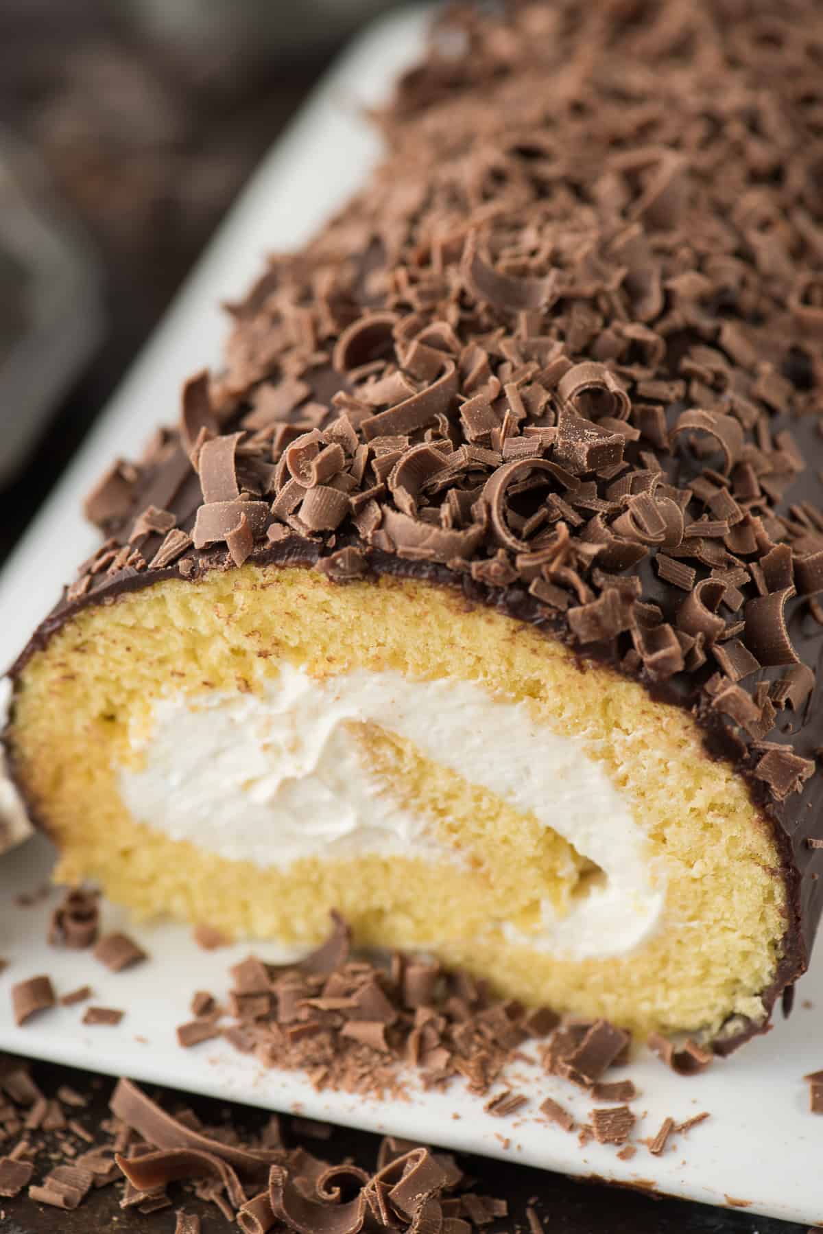 The flavor of this eggnog cake roll reminds me of Christmas! It’s a vanilla sponge cake with eggnog cream cheese filling.
