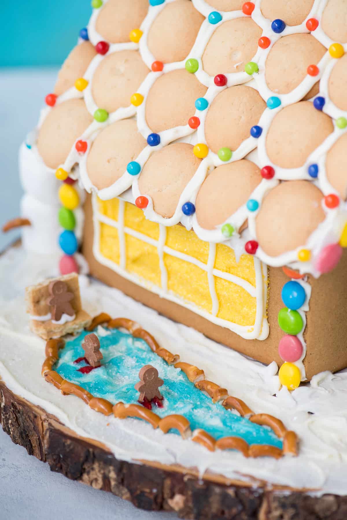 Get some inspiration for your holiday gingerbread house decorating with our gingerbread house tutorial and VIDEO! 