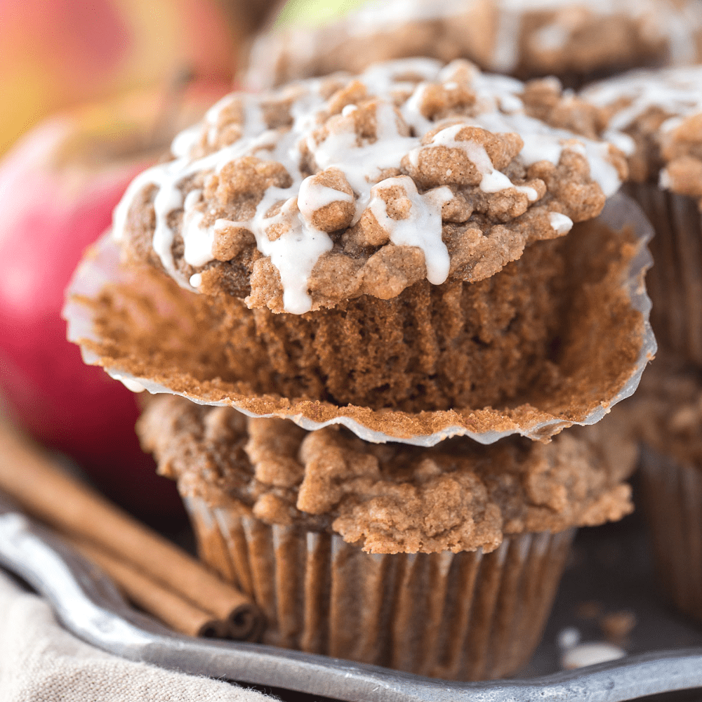 Apple Crumb Muffins applesauce muffins with delicious crumb topping!