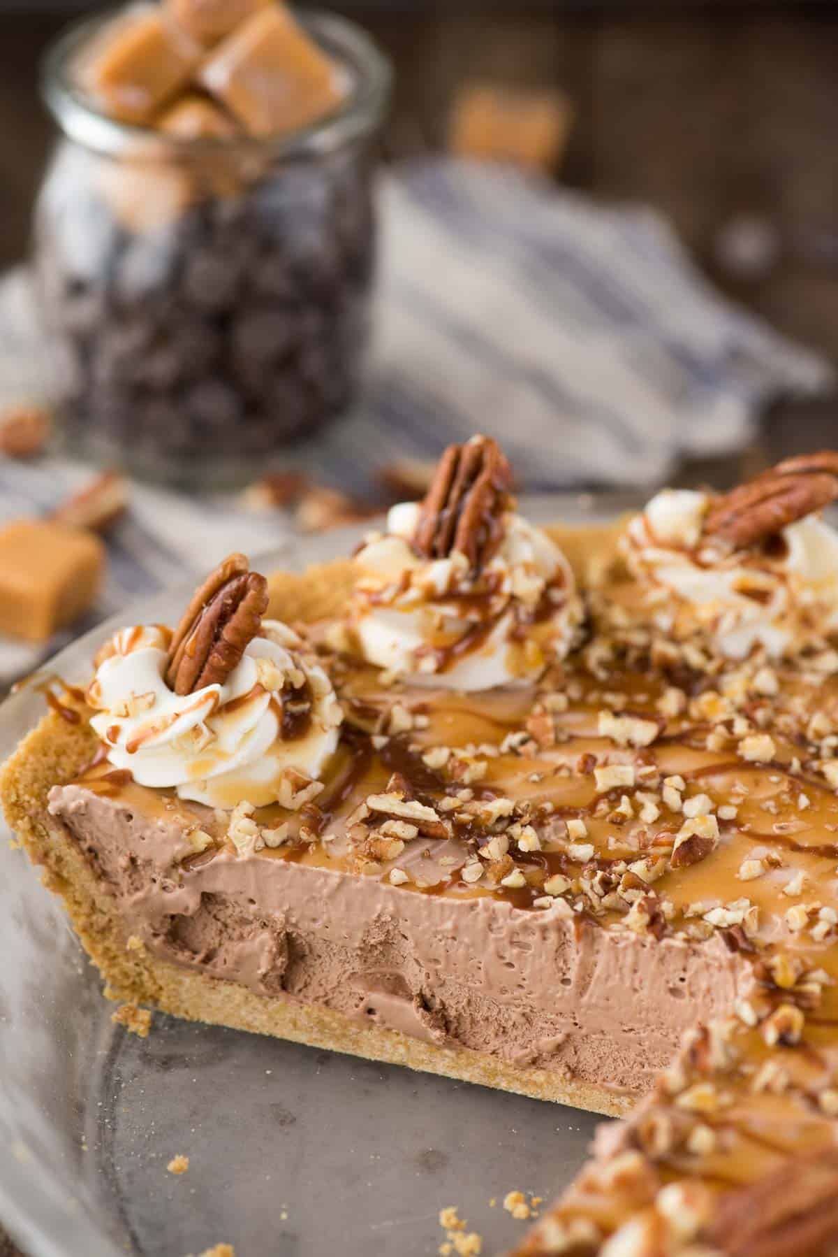 turtle-pie-no-bake-turtle-pie-with-graham-cracker-crust