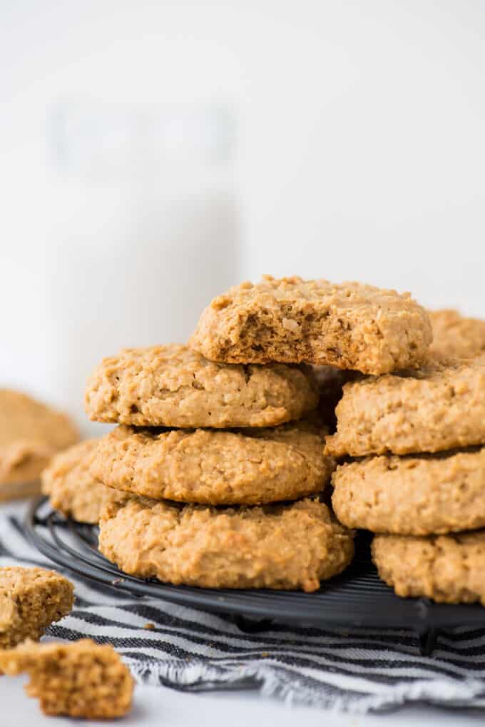 Healthy Peanut Butter Cookies (no sugar) - The First Year