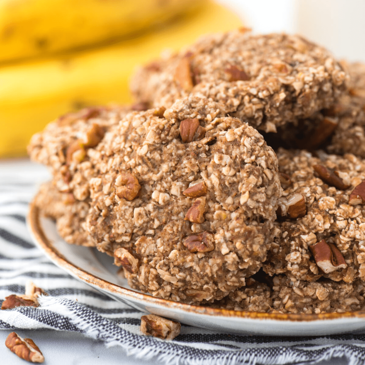 Healthy Banana Breakfast Cookies