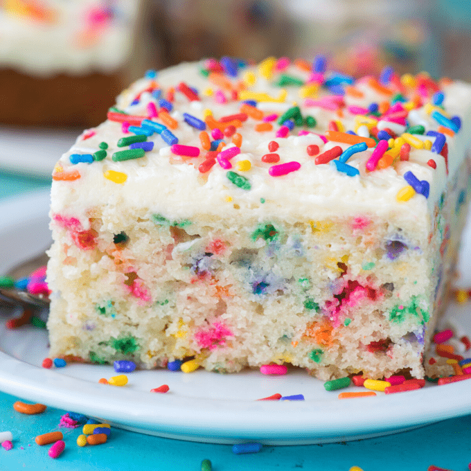 Funfetti Cake (made in 9x13 inch pan - fluffy and moist!)