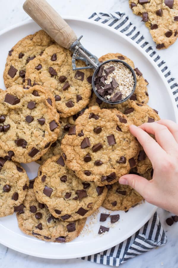 Oatmeal Chocolate Chip Cookies no chilling needed, easy recipe!