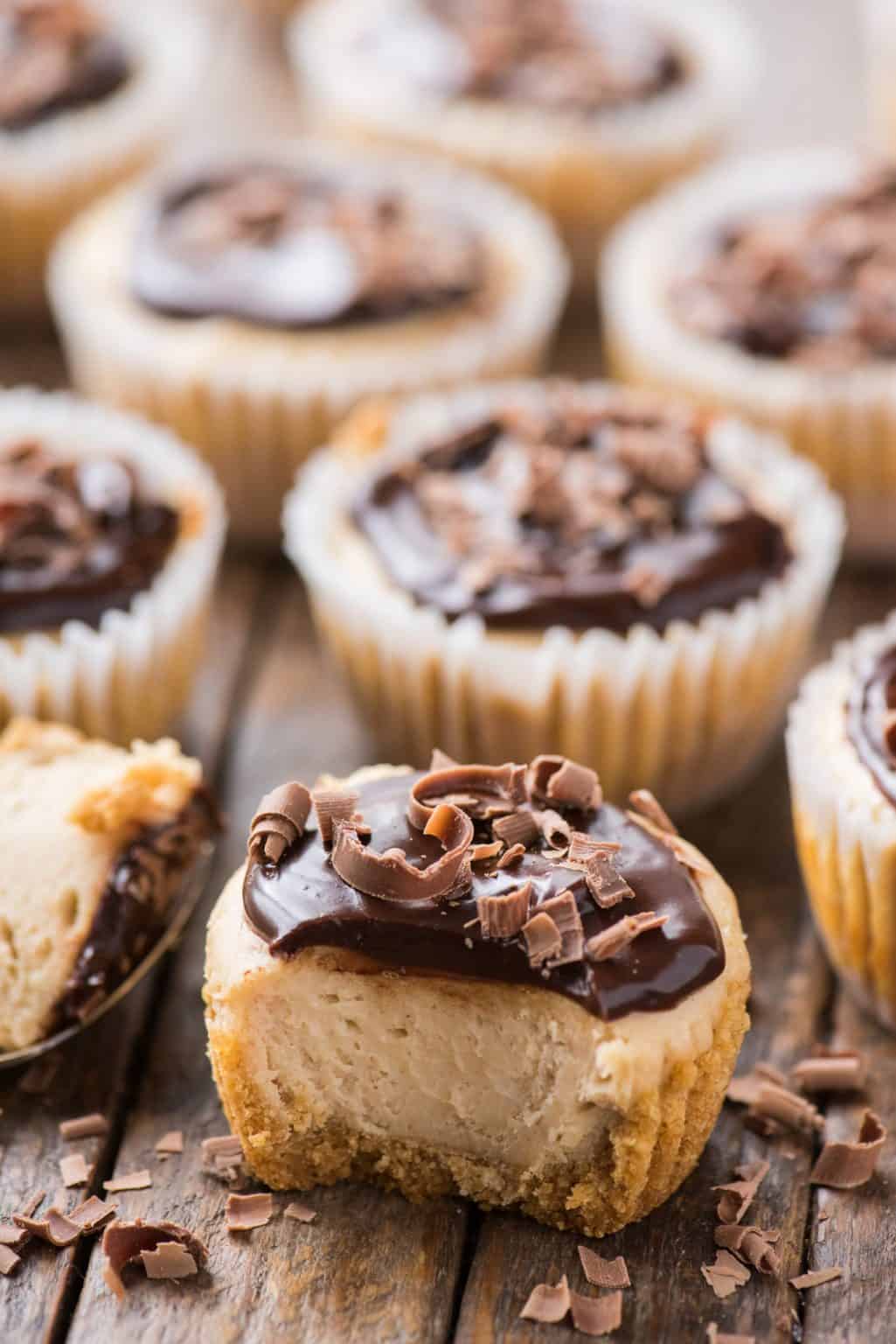 Mini Peanut Butter Cheesecakes - 7 ingredients, make in muffin pan!