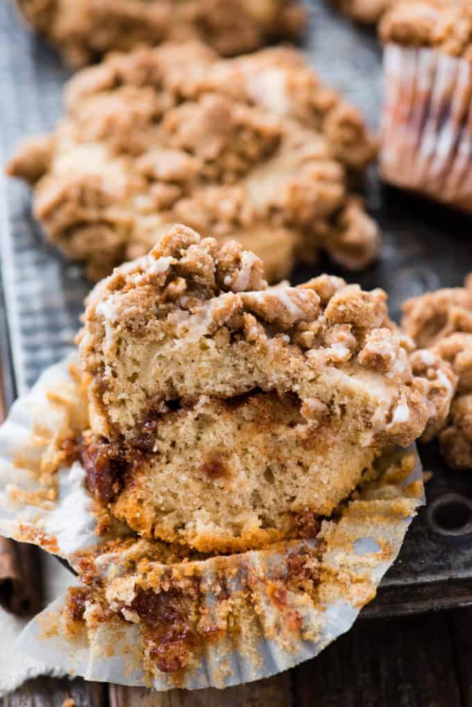Coffee Cake Muffins - moist cinnamon muffins with troubleshooting tips!