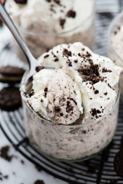 Oreo Mousse - easy Oreo dessert, only 3 ingredients!