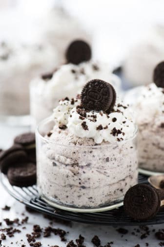 Oreo Mousse - easy Oreo dessert, only 3 ingredients!