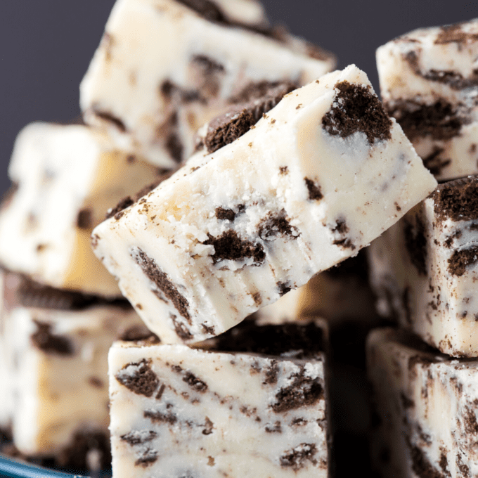 Oreo Fudge [thefirstyearblog.com]