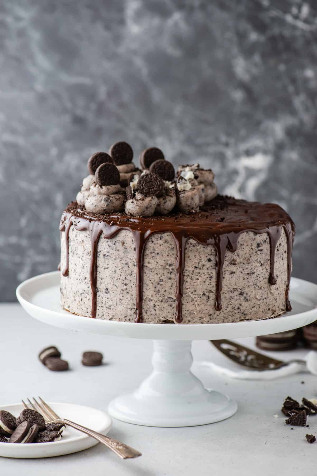 Whole cake with Oreo frosting