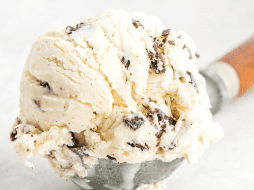 Scoop of Creamy Vanilla Ice Cream Sandwiched between Two Chewy Chocolate  Chip Cookies. AI Generated. Stock Photo - Image of refreshing, generated:  279974812