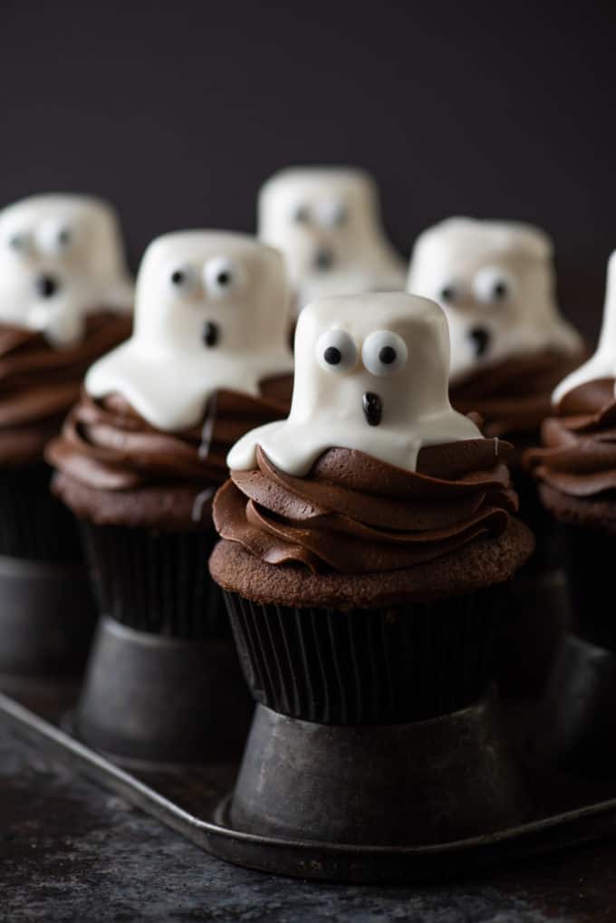 Ghost Cupcakes 12