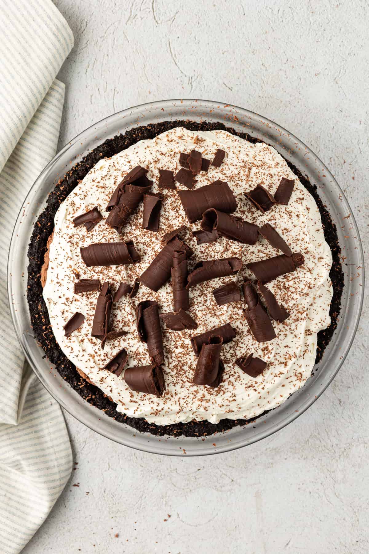 over head view of a mud pie topped with chocolate shavings